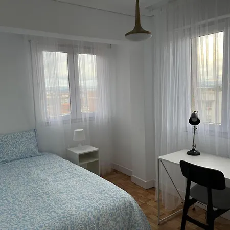 Piso Ideal Familias Con Vistas A Penacabarga Y Bahia De Apartment *