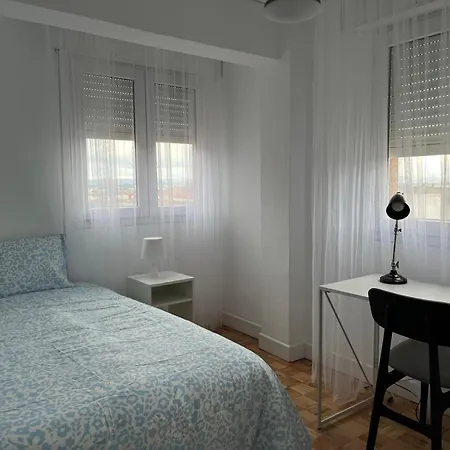 Piso Ideal Familias Con Vistas A Penacabarga Y Bahia De سانتاندر