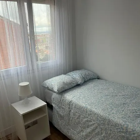 Piso Ideal Familias Con Vistas A Penacabarga Y Bahia De Apartamento