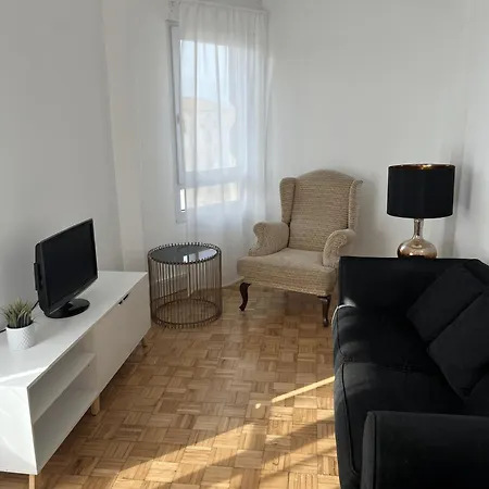 Apartamento Piso Ideal Familias Con Vistas A Penacabarga Y Bahia De *